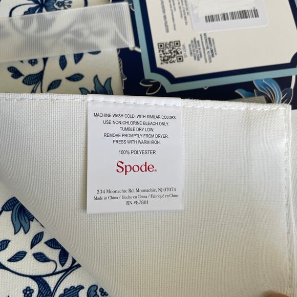 Blue Portofino by Spode Set of 4 Placemats 13x19 Blue & White Spring Floral NEW - Picture 14 of 14